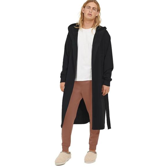 UGG Men's Size M/L Black Leeland Cozy Soft Robe Hooded Belted Tie Waist NEW! - Picture 2 of 5